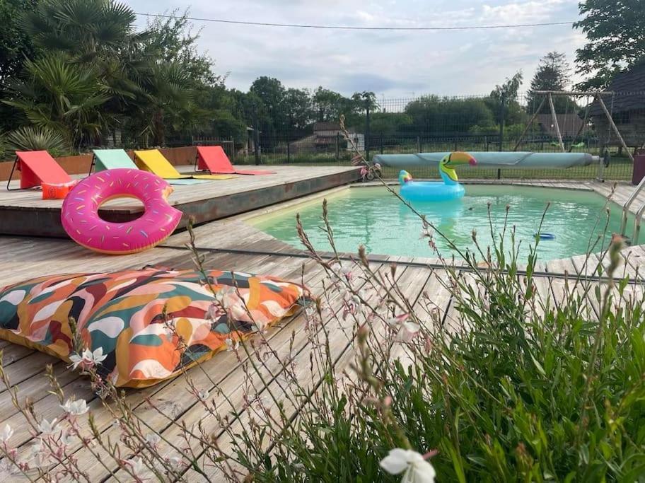 Gite La Vie En Couleur 14 Personnes Saint-Paul-en-Gâtine المظهر الخارجي الصورة